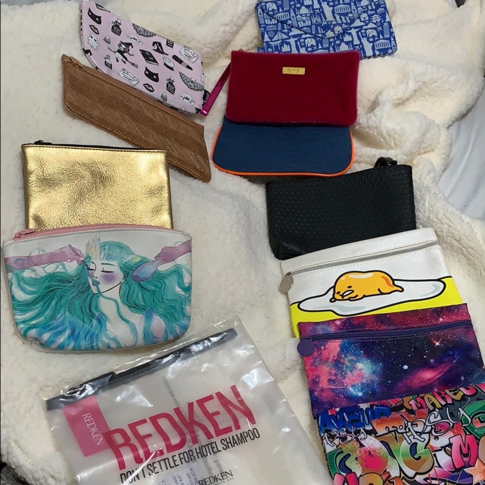 12 makeup pouches/bags